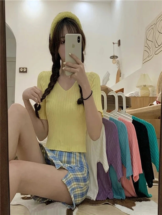 knitted V-neck thin cropped T-shirt Yellow Periwinkley Shop