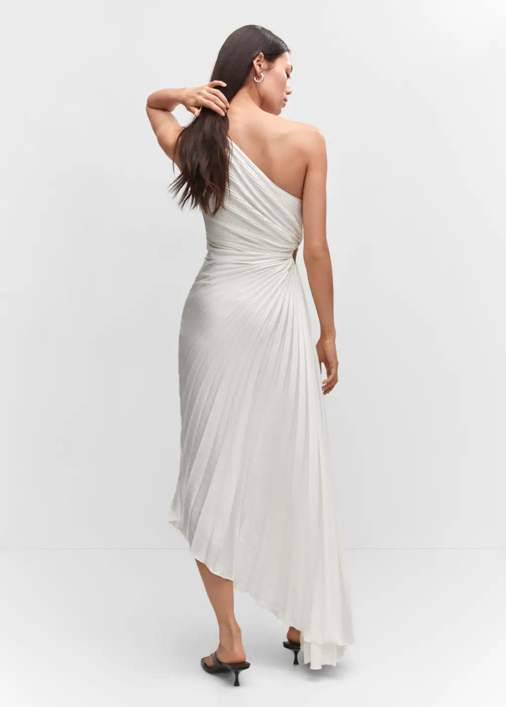 Asymmetrical pleated dress - White Periwinkley Shop