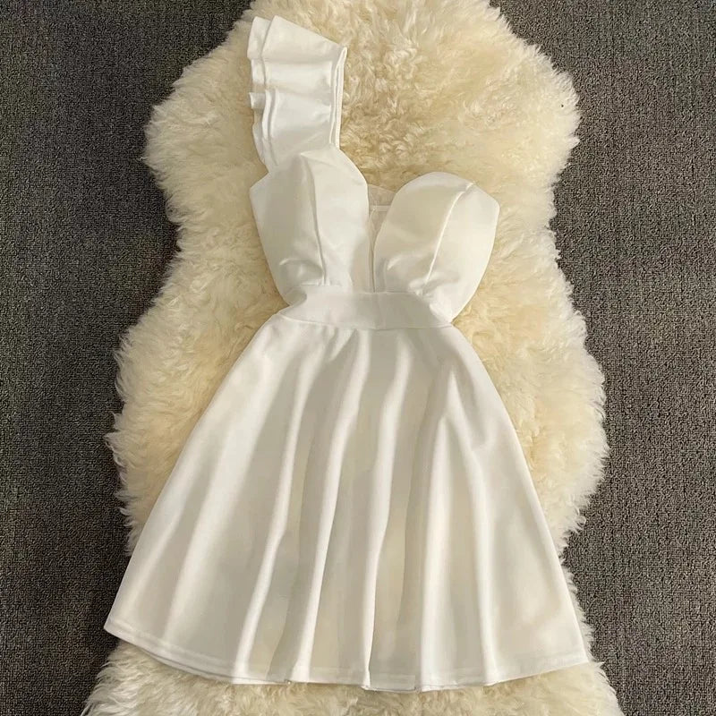 Vestidos Neploe One Shoulder Dress- White Periwinkley Shop