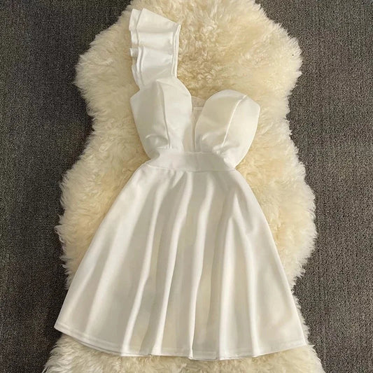 Vestidos Neploe One Shoulder Dress- White Periwinkley Shop