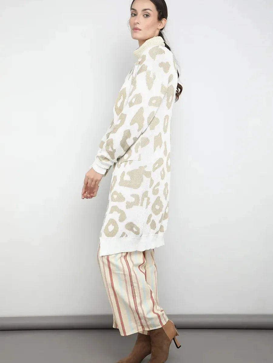 I've Spotted It White Shrug Periwinkley Shop