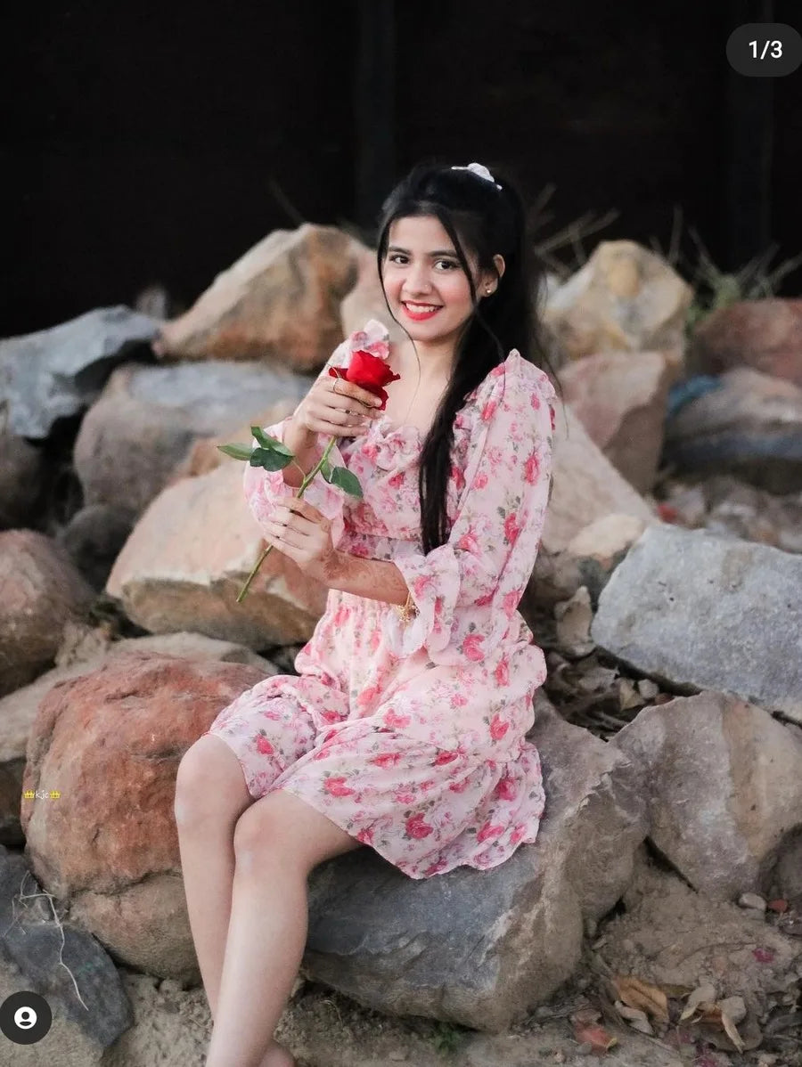Cute floral print skirrt and top Periwinkley Shop