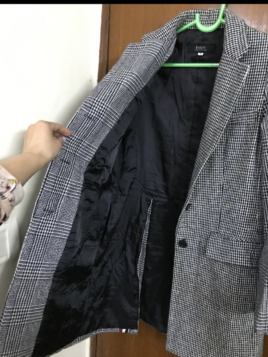 Black and white checkered blazer Periwinkley Shop